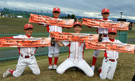 野球交流大会出場記念に制作したオリジナルマフラータオル