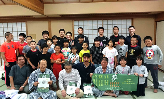少年団創立30周年記念のオリジナルスポーツタオル